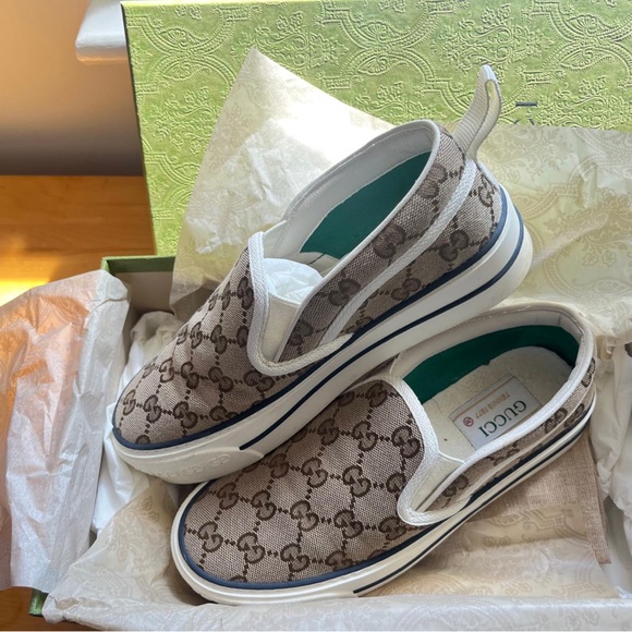 Gucci Platform Slip Ons - Picture 3 of 4